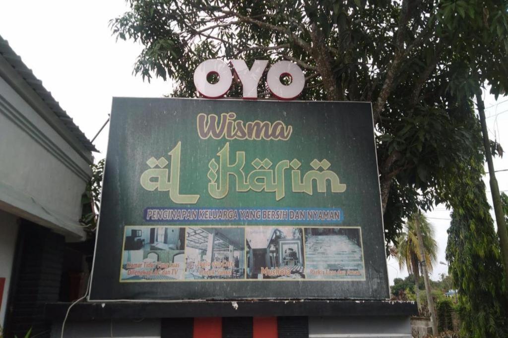 Oyo 90980 Al Karim Syariah Hotell Tanjungbalai Eksteriør bilde
